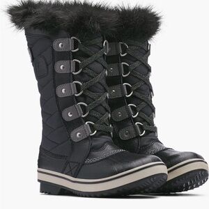 Sorel Quilted Waterproof Winter Boots w/ Faux-Fur 4Y (EUC) ❄️